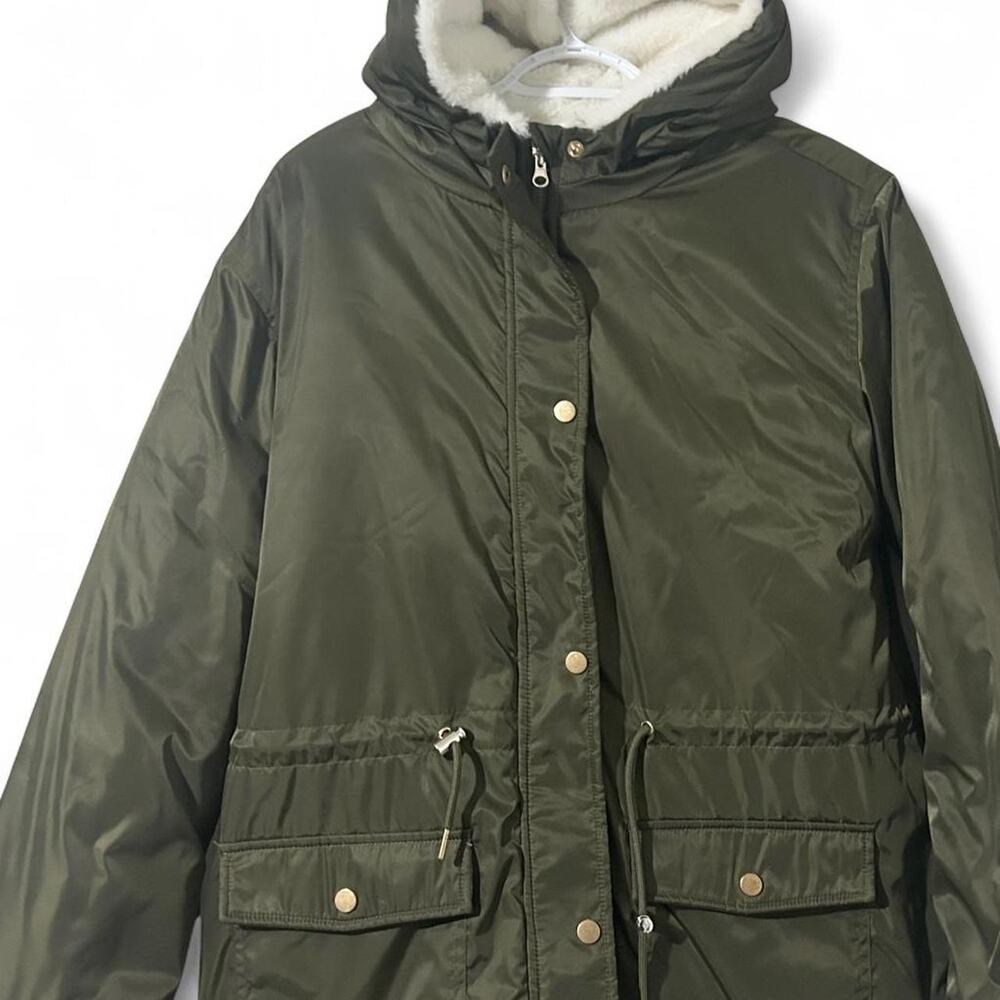 Vine valley olive green